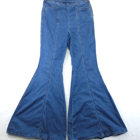 We The Free Flare Leg Women’s Jeans Denim Size 30 66170 - Picture 3 of 10